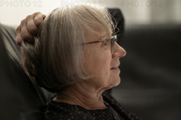 Elderly woman, portrait, profile, relaxed, friendly, gray hair, glasses, Stuttgart,