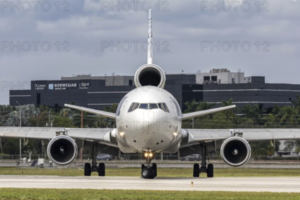 A Western Global Airlines McDonnell Douglas MD-11F aircraft with license plate N781SN at Miami
