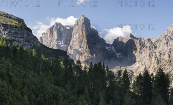 Crozzon di Brenta and Cima Tosa peaks, Brenta Mountains, Brenta-Adamello Natural Park, Trentino,