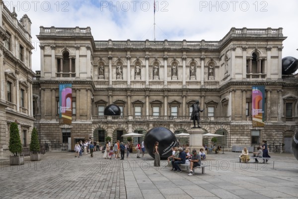 Royal Academy of Arts, Art Gallery and Art College, Burlington House, Piccadilly, London, England,