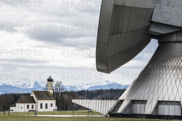 Radarstation, antennas der earth station Raisting, St. Johann Kapelle, Upper Bavaria, Bavaria,