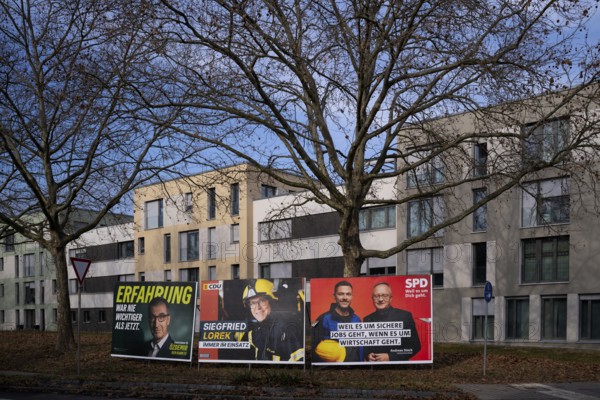 Candidates Cem Özdemir, Andreas Stoch, Siegfried Lorek in fire brigade uniform, the parties CDU,
