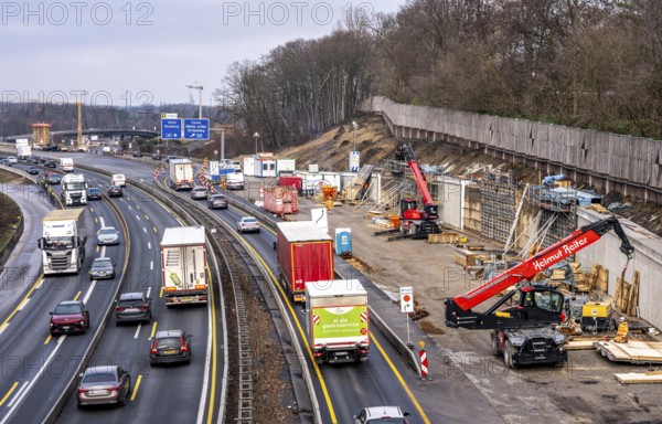 A3 motorway at the Duisburg-Kaiserberg interchange, constricted lanes, heavy traffic, complete