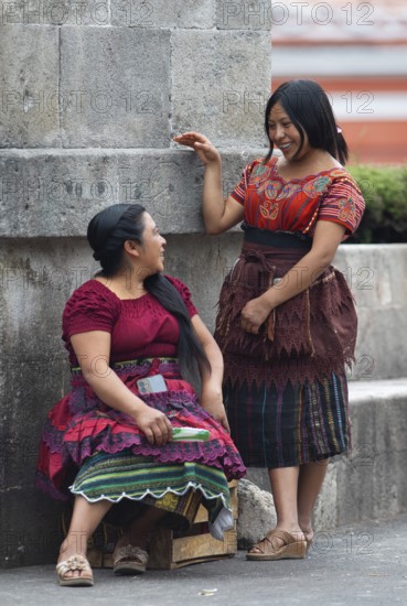 Mayan woman from the K'iché people in traditional dress, Parque Centroamérica or Parque Central,