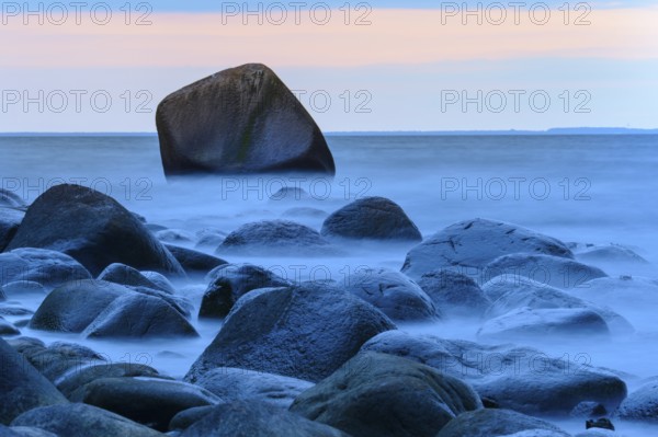 Evening on the chalk coast in Jasmund National Park, FelSs, Baltic Sea, Rügen, Lohme,