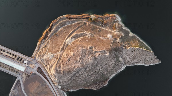 In northeast Syria on January 19, 2026, the Syrian Army officially took control of the Tishrin Dam,