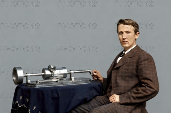 Thomas Alva Edison, 1847 - 1931, American inventor, Thomas Edison demonstrating the Tin-Foil