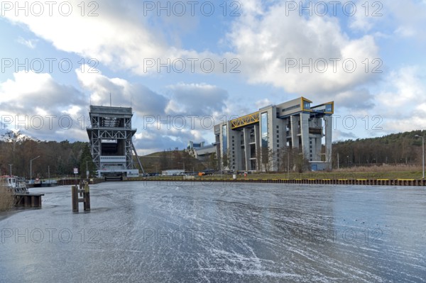 Old and new ship lift, ship lift, frozen Oder-Havel Canal, Niederfinow, Brandenburg, Germany