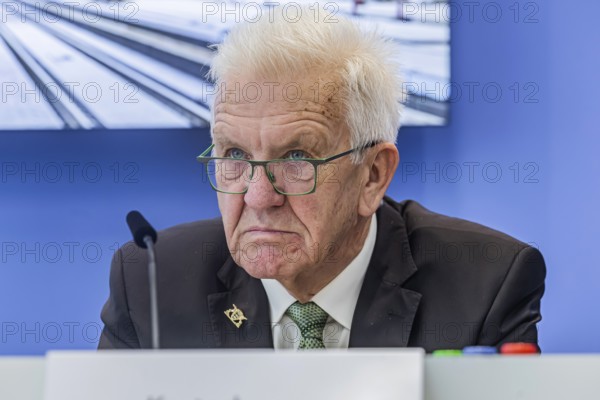 Prime Minister Winfried Kretschmann (Greens) . Portrait. Special meeting of the Stuttgart 21