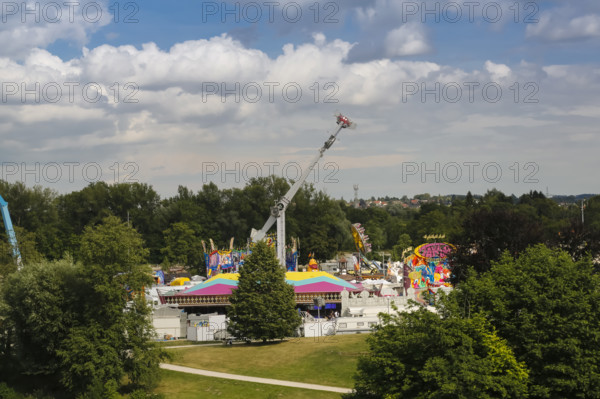 No limit carousel, fairground in Friedrichsau Ulm, folk festival, hustle and bustle, fair,