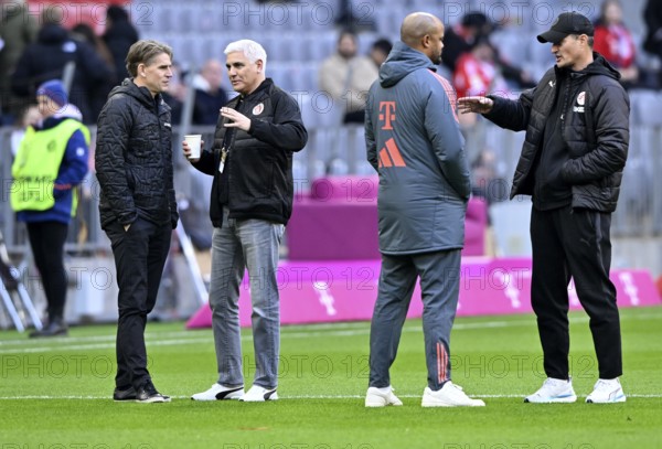 Coach coach Vincent Kompany FC Bayern Munich FCB talking with coach coach Alexander Blessin FC St.