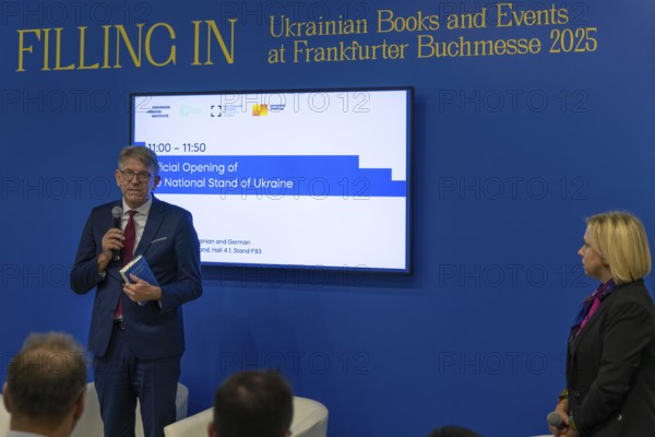 Minister of State for Culture Wolfram Weimer (non-party) and the Ukrainian Ambassador to Germany,