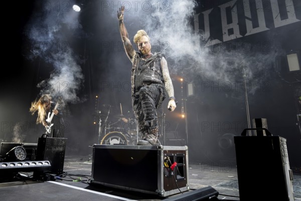 Johannes Johnny Stecker, Singer, Soulbound, Metal Band, D, live at Columbiahalle Berlin on 10
