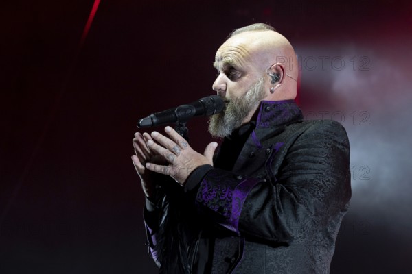 Martin Engler, Singer, Mono Inc., Dark-Rock Band, D, live on Live 2025 Tour at Columbiahalle Berlin