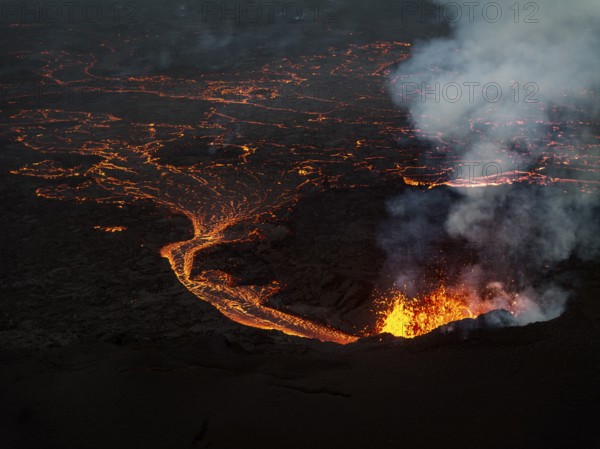 Lava, volcanic eruption, volcano, ash cloud, aerial view, Sundhnúkur crater chain, July 2025,