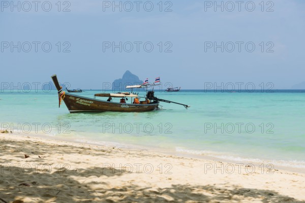 White sandy beach, Sunrise Beach, Koh Kradan, Hat Chao Mai National Park, Trang Province, Southern