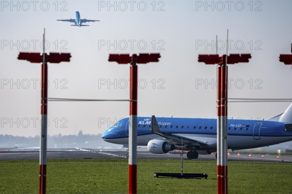 Amsterdam Schiphol Airport, Aalsmeerbaan runway, 18L-36R, KLMflieger on the runway, waiting for