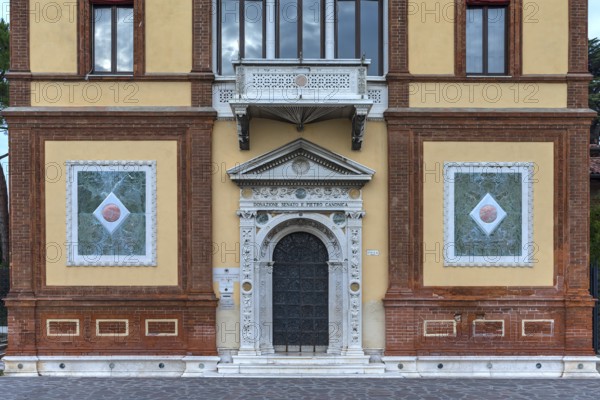 Renaissance palace, former Palazzina Canonica, today Library for Adriatic Studies, Venice, Veneto,