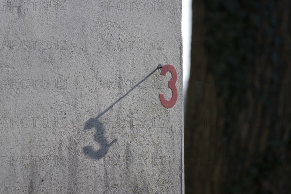 Three, number, house number, shadow, outside, The number 3 appears twice because the attached