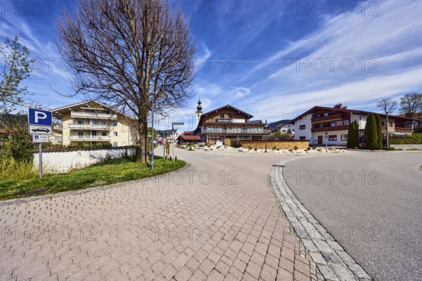 Alpine buildings, road, curve, church tower, parking lot, Alpenliebe Design Hotel, bare winter