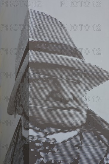Mural Gerhart Hauptmann by Thomas Stolz 2018 playwright, writer, graffiti, street art, black and