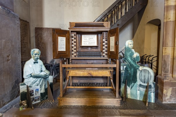 The Silbermann organ from 1741, on which Wolfgang Amadeus Mozart already played in 1778, in the