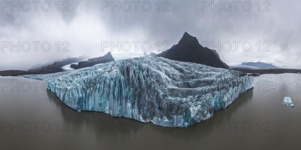 Panoramic view of the stunning Vatnajokull Glacier in Iceland's Vatnajokull National Park Captures