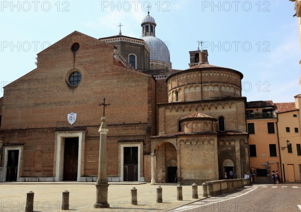 Cathedral of Padua, Cattedrale di Santa Maria Assunta, and the adjacent baptistery in Padua,