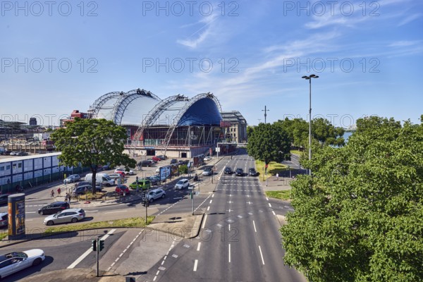 Large tent Musical Dome, general architecture, street, lantern, lanes, road markings lanes,