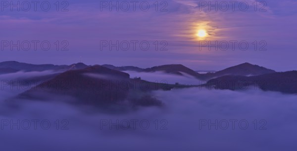 View from the Gisliflue of the Jurassic foothills covered in fog from the left, Wasserfluh,