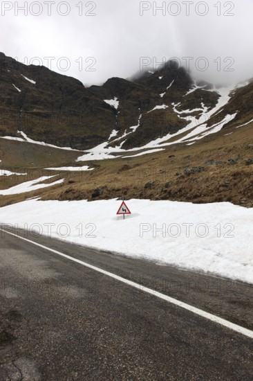 Transfogarasan Highway, Transfagarasan, connects the Arges Valley in Great Wallachia with the Olt