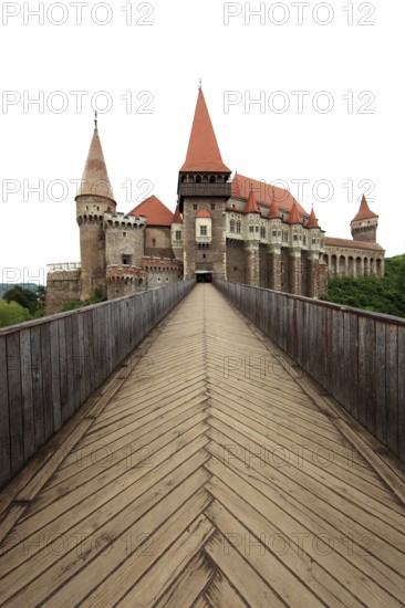 Hunedoara Castle, Castelul de Hunedoara, also Corvinus Castle, Corvini Castle, Eisenmarkt Castle,