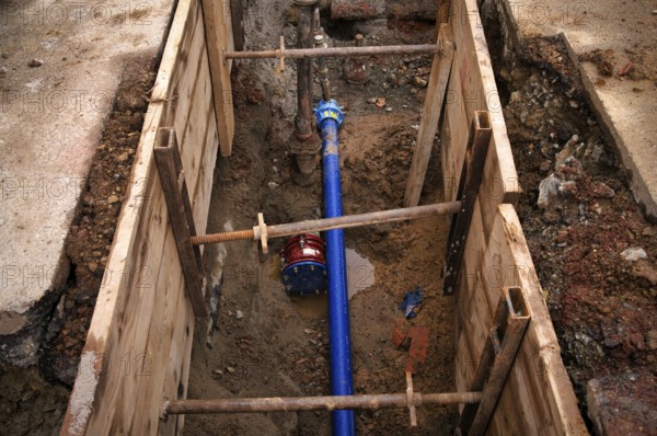 Construction site, civil engineering, water renewal, water pipes, water supply, residential area,