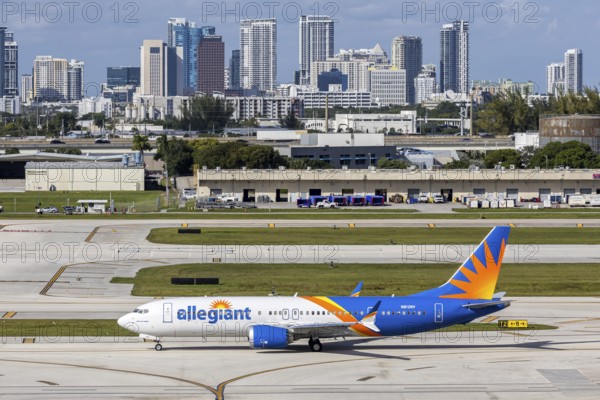 An Allegiant Air Boeing 737-8-200 MAX aircraft with license plate N812NV at Fort Lauderdale