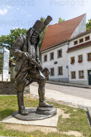 Silver figure Happy Miner by Friedhelm Schelter on Schüppchenberg, stop on the Siberweg adventure