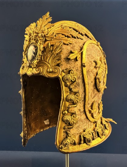 Italian goblets (Milan or Venice) ceremonial helmet, around 1600, Bavarian National Museum, Munich,