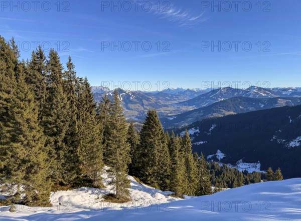 Mountain landscape and view towards Brixental, hiking to Feldalphorn, Kitzbühel Alps, Tyrol,