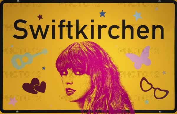 Ortschild Swiftkirchen, temporary nickname for the city of Gelsenkirchen at Taylor Swift's concerts