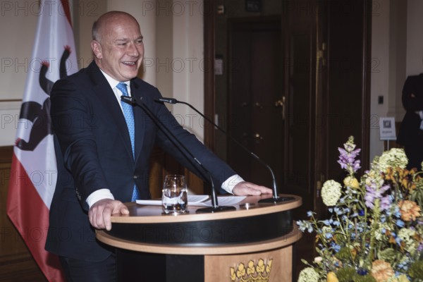 Kai Wegner, Governing Mayor of Berlin, gives a speech in front of a dinner in honor of the honorary