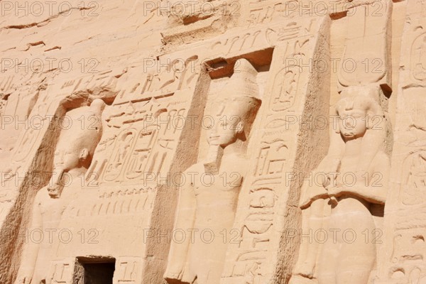 Statues of Ramesses II and Nefertari, Temple of Hathor or Temple of Nefertari, Temple of Abu