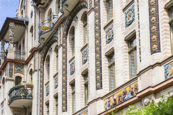 Majolica houses by architect Reinhold Siebert, richly decorated town houses in early Art Nouveau,