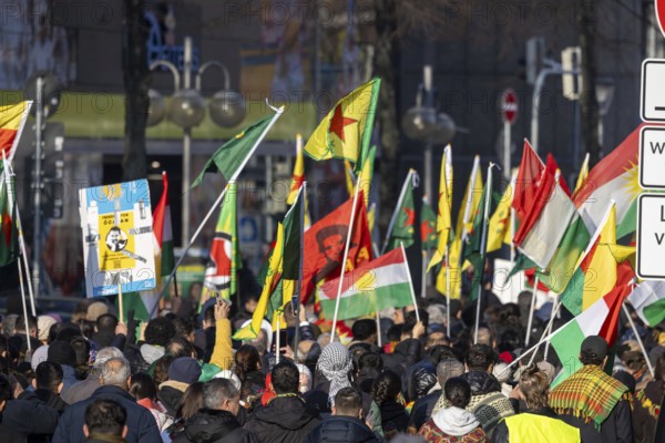 Mannheim: Kurdish demo under the slogan AGAINST OPPRESSION, INTIMIDATION, EXPULSION AND VIOLENCE