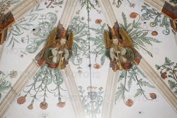 Trombone angel, vaulted ceiling with plant frescoes, choir room, Blaubeuren Abbey, Swabian Jura,