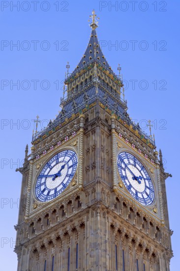 1859 Elizabeth Tower, Big Ben in Perpendicular Gothic style, Great Bell of the Great Clock of the