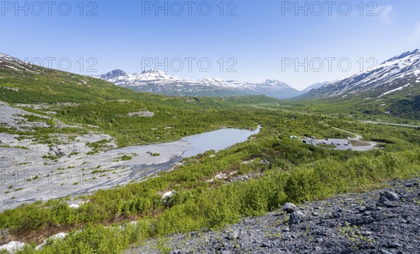 View of the wide valley of the Tsina River with mountains, Worthington Glacier Lagoon, Worthington