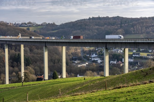 The Wiehl Valley Bridge, A4 motorway, the motorway bridge is considered extremely dilapidated,