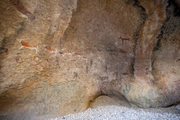 White Lady Rock Painting, White Lady Painting, Depiction of Hunters and Animals, Rock Paintings in