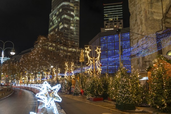 Christmas market on Breitscheidplatz, at the Memorial Church, Christmas decoration, light