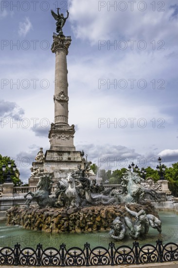 Fontaine du Char du Triomphe de la Concorde, Place des Quinconces, Bordeaux, Gironde,
