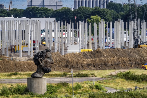 Construction of a new logistics hall on the Mercatroinsel, Hall 2, next to an existing hall, approx